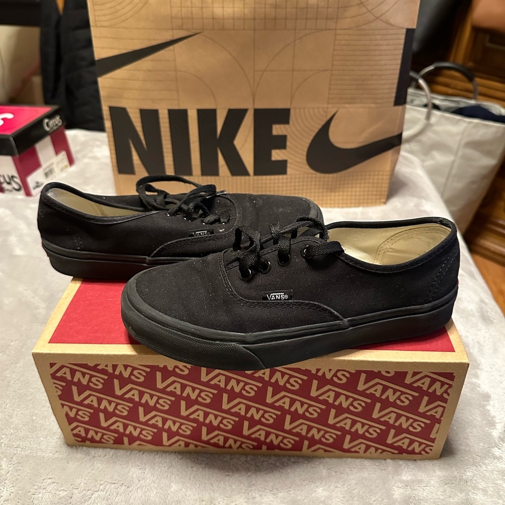 Unisex Vans Off The Wall black sneaker